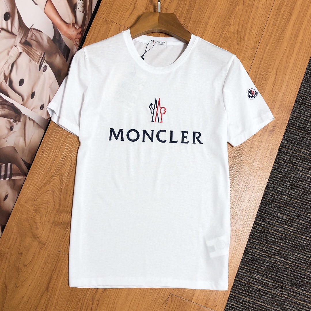 にプリント MONCLER - モンクレール Tシャツの通販 by シュプ's shop｜モンクレールならラクマ プリント